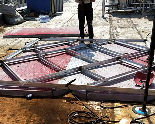 晉中醫院樓頂大字安裝施工中