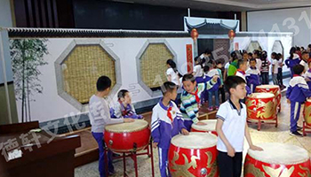 六一兒童節做的背景墻道具